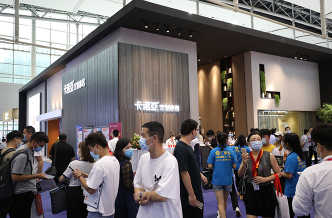 卡诺亚app家居携轻奢新品绽放中国建博会（广州）