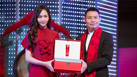 中国美正当红，尊龙·Z6官网A股上市，引领新时代